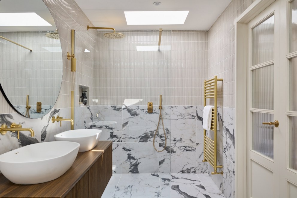 Little Venice House | Little Venice House Bathroom | Interior Designers